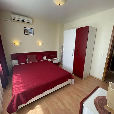 Апартаменты Grand - Sea Viev And Premium *